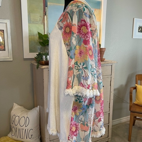 Umgee M/L Linen Kimono Fringe Sleeve And Hem Beautiful Boho Floral Pattern Nice! - Picture 4 of 8